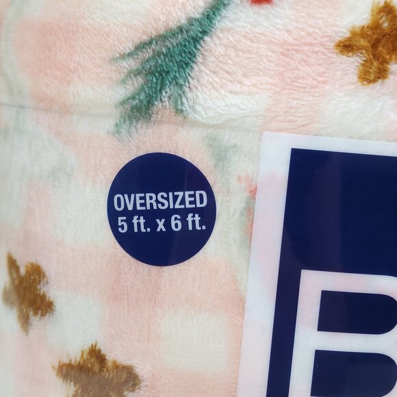 The Big One Oversized Plush Throw Blanket 5 X 6' Faux Fur Pink Holiday Cocktails - Picture 6 of 10